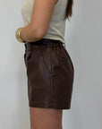 Motel - Short in similpelle intrecciata moro