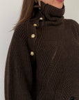 Tensione In - Maglione con collo e bottoni moro