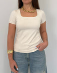 SusyMix - T-shirt scollo quadrato burro