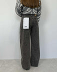 Haveone - Jeans con bottone spostato