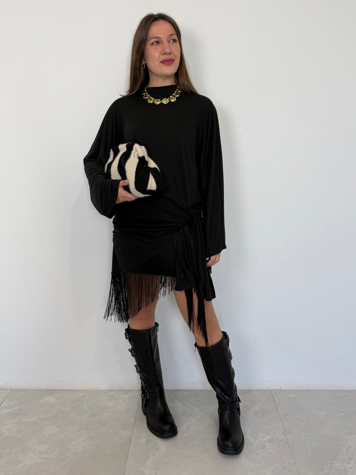 Tensione In - Abito con inserto foulard e frange