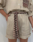 Tensione In - Short in lino zigzag sabbia