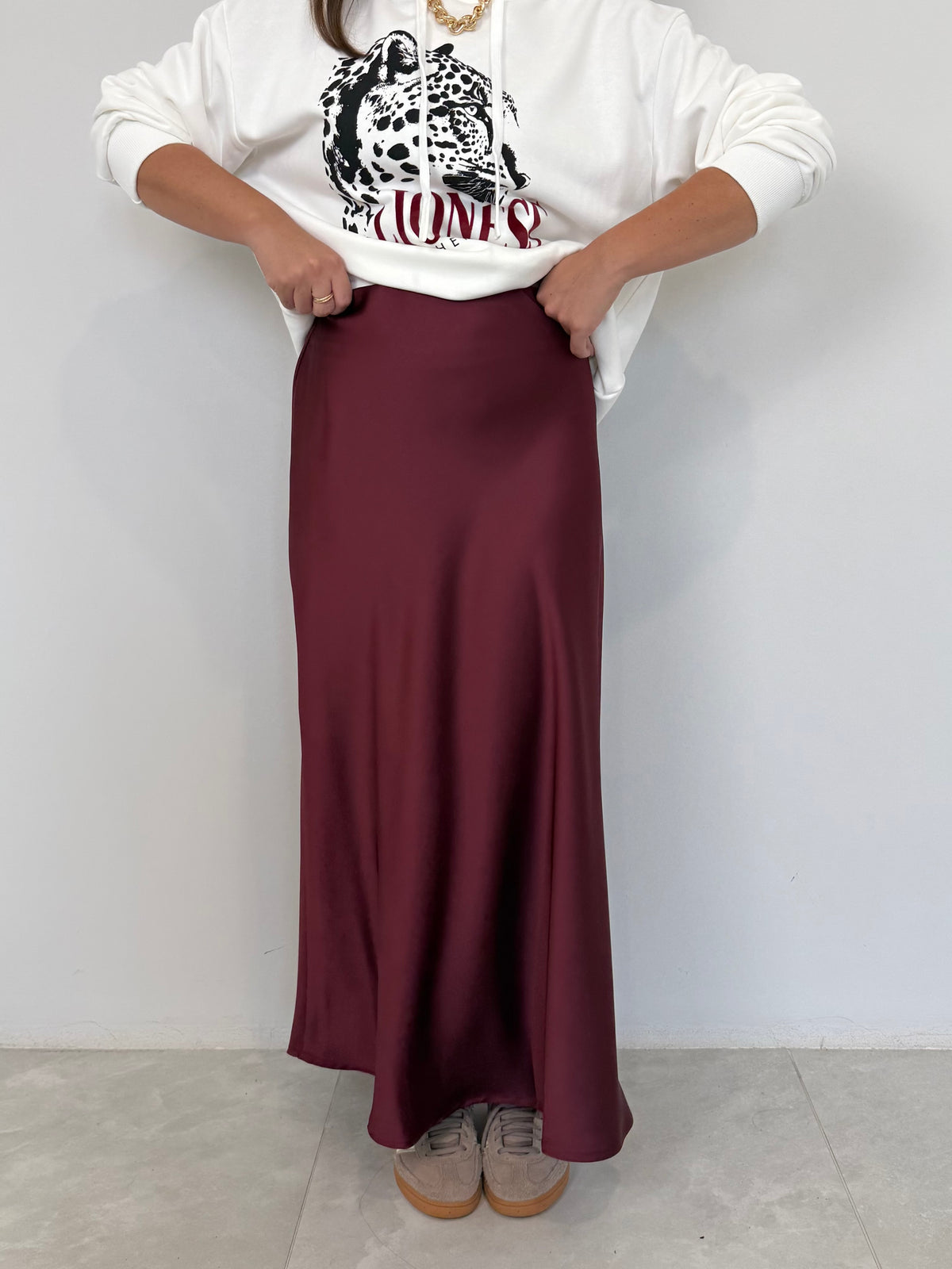 Tensione In - Gonna in satin svasata bordeaux
