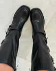 Stivale biker con fibbie nero