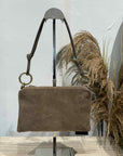 Civico23 - Mini pochette in camoscio taupe