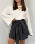 Tensione In - Gonna con maniche camicia grigia