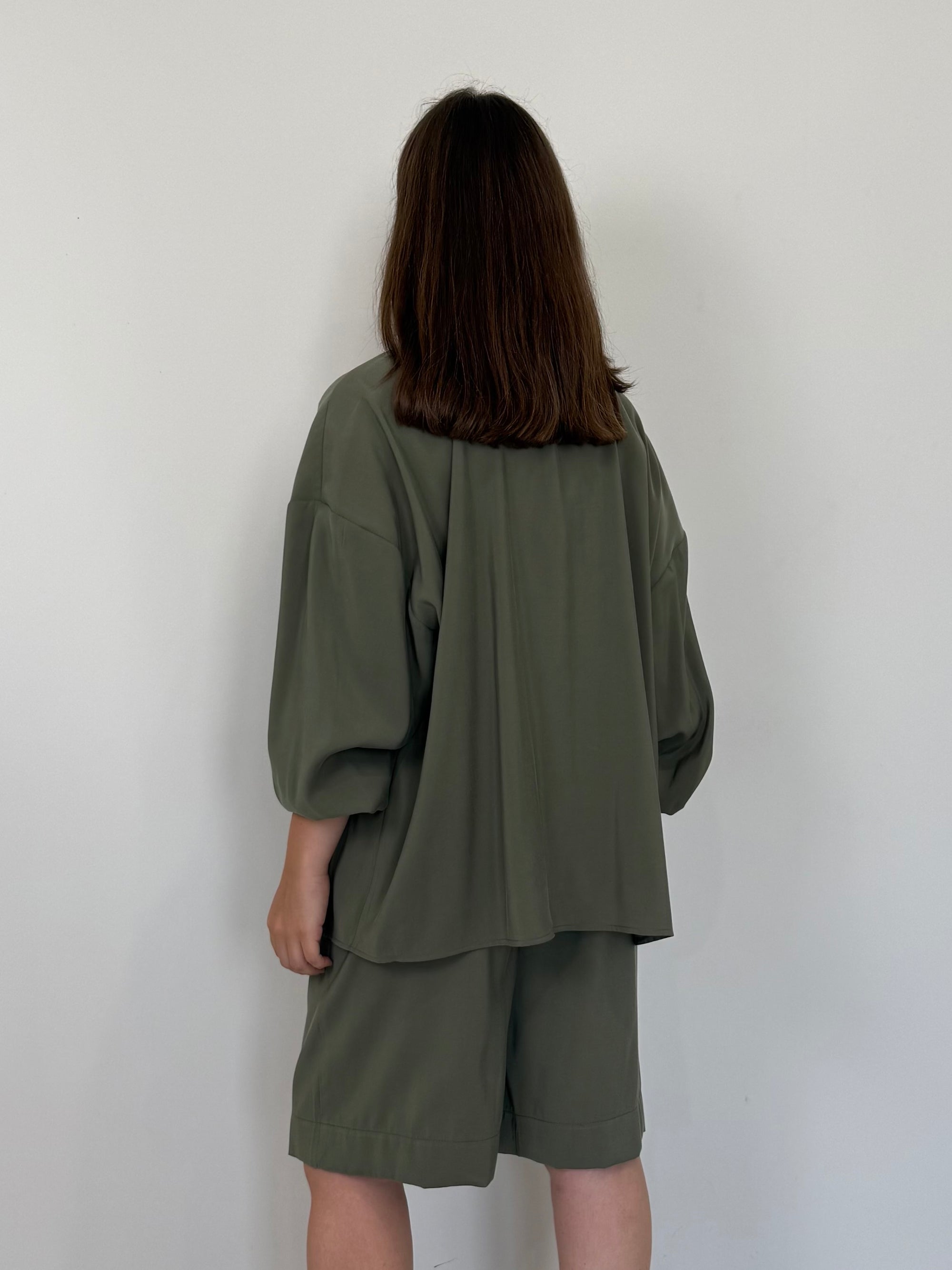 Tensione In - Camicia in cupro verde