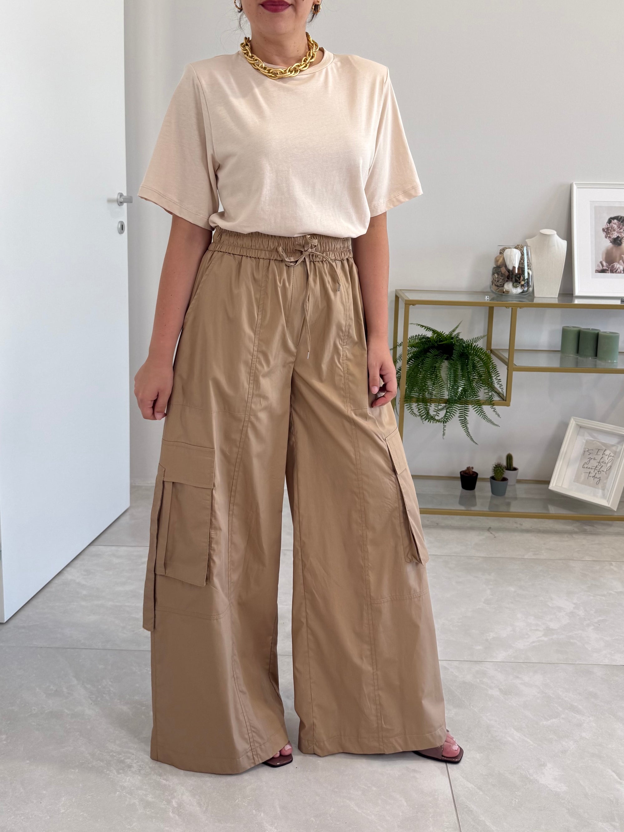 Tensione In - Pantalone cargo paracute camel