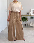 Tensione In - Pantalone cargo paracute camel
