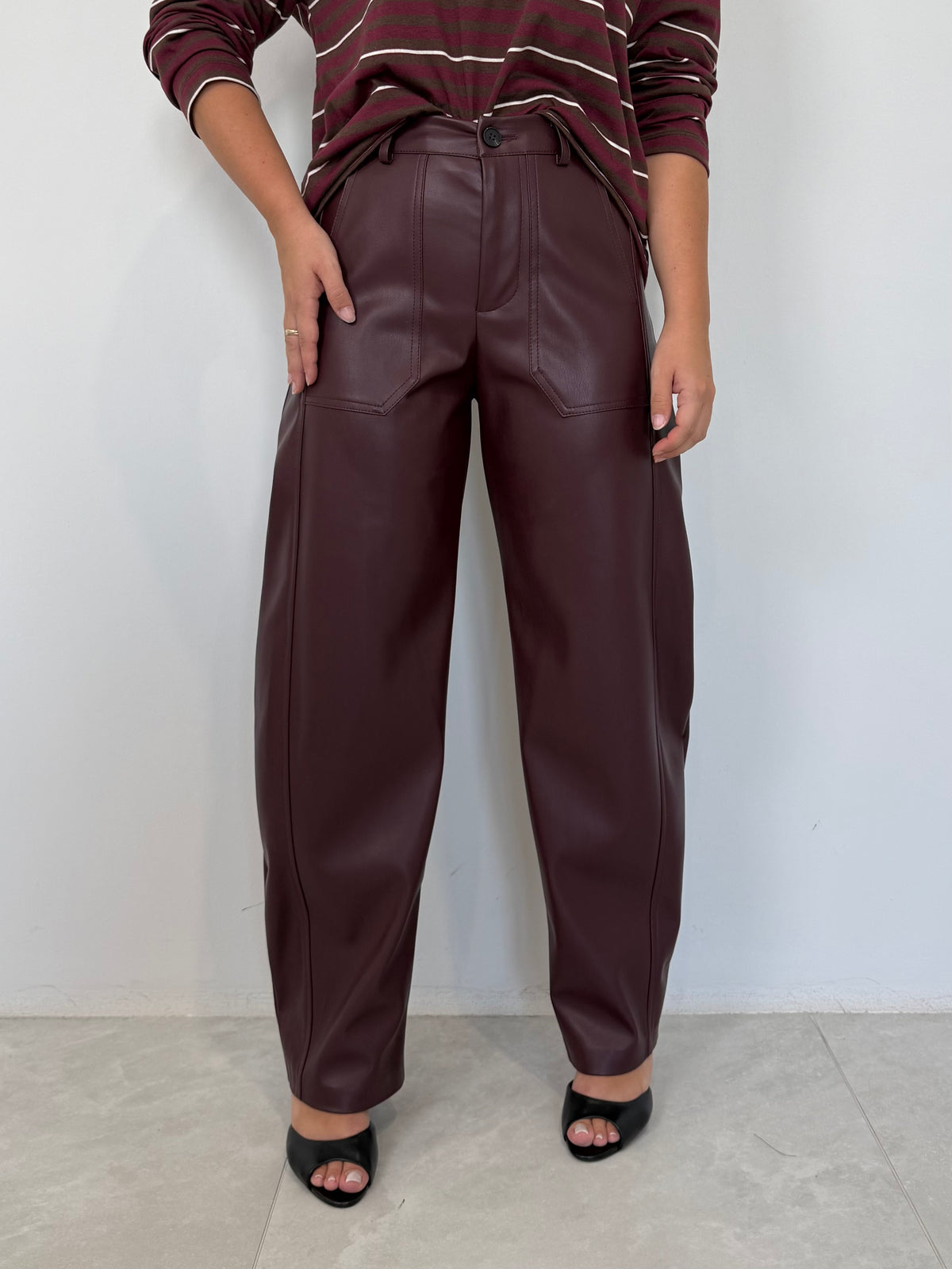 SusyMix - Pantalone similpelle no stellina vino