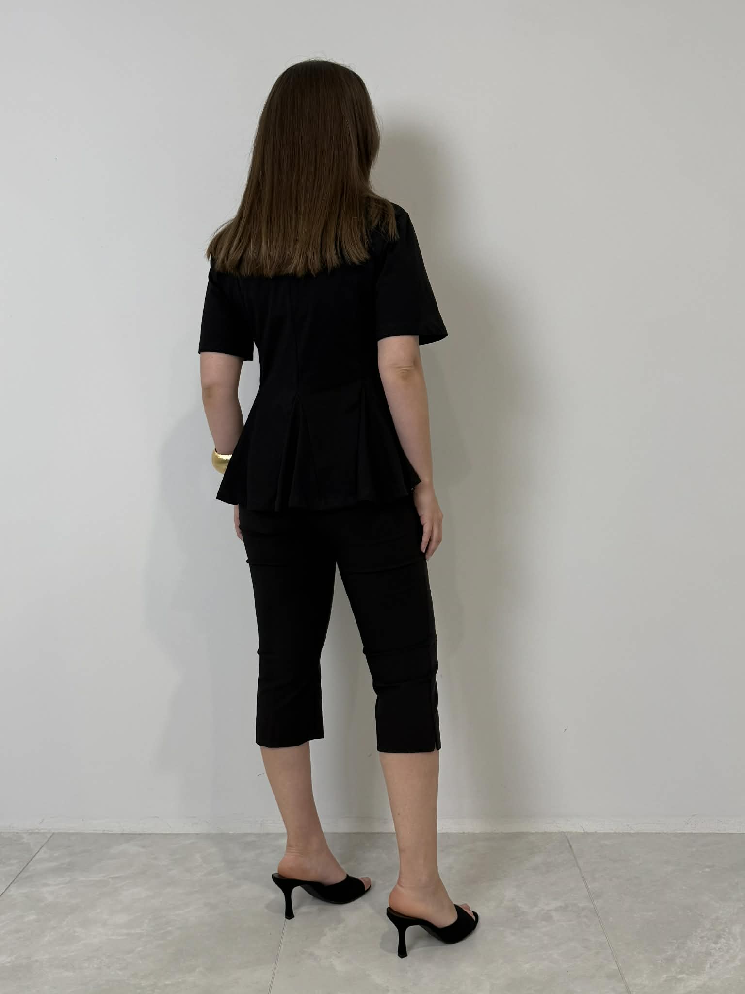 Tensione In - Pantalone Capri nero