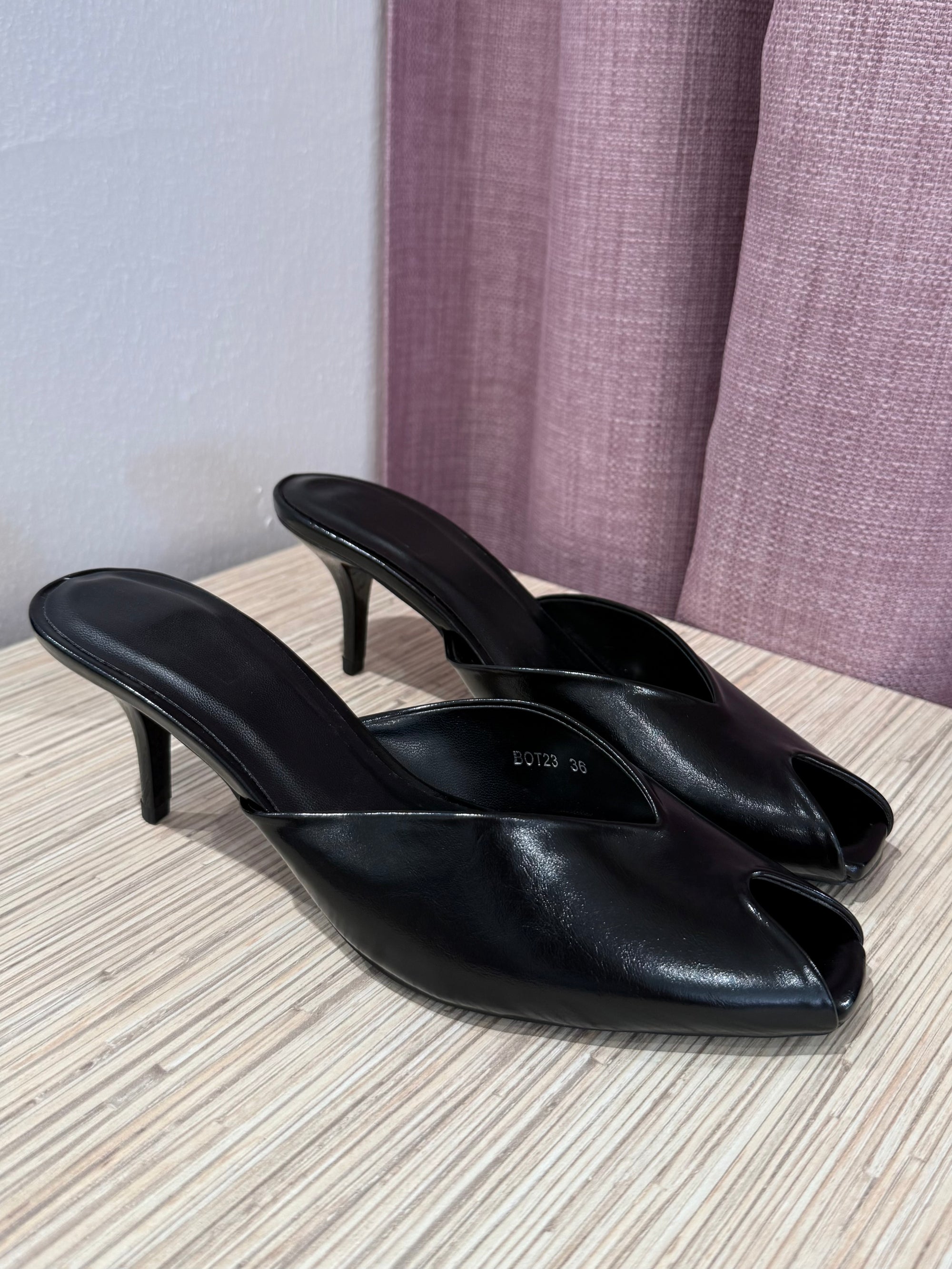 Mules open toe nera