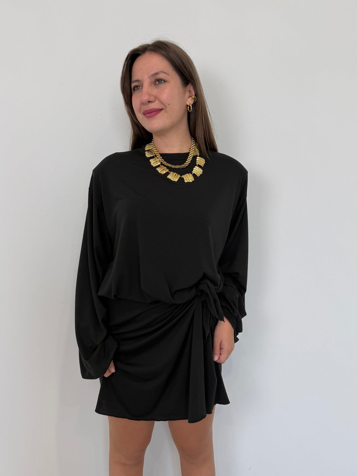 Tensione In - Abito con fiocco nero