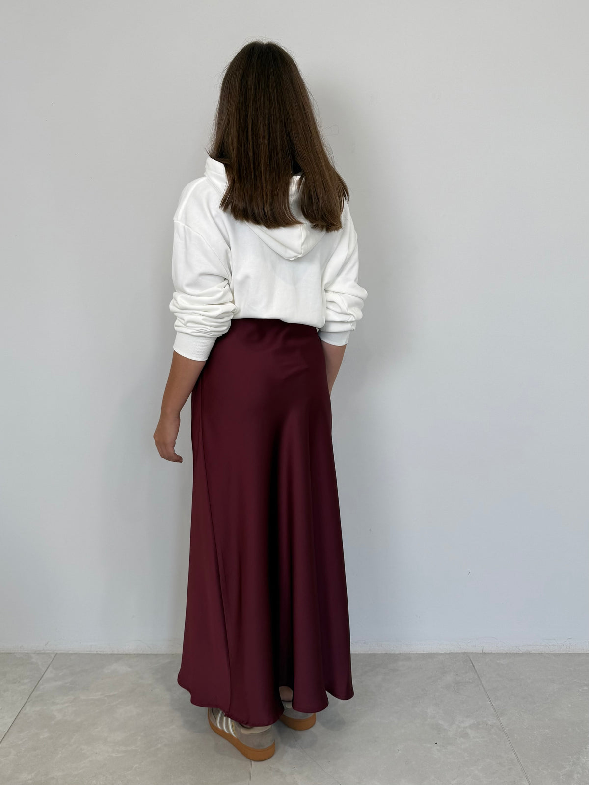 Tensione In - Gonna in satin svasata bordeaux