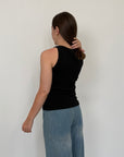 SusyMix - Canotta scollo V costine nera
