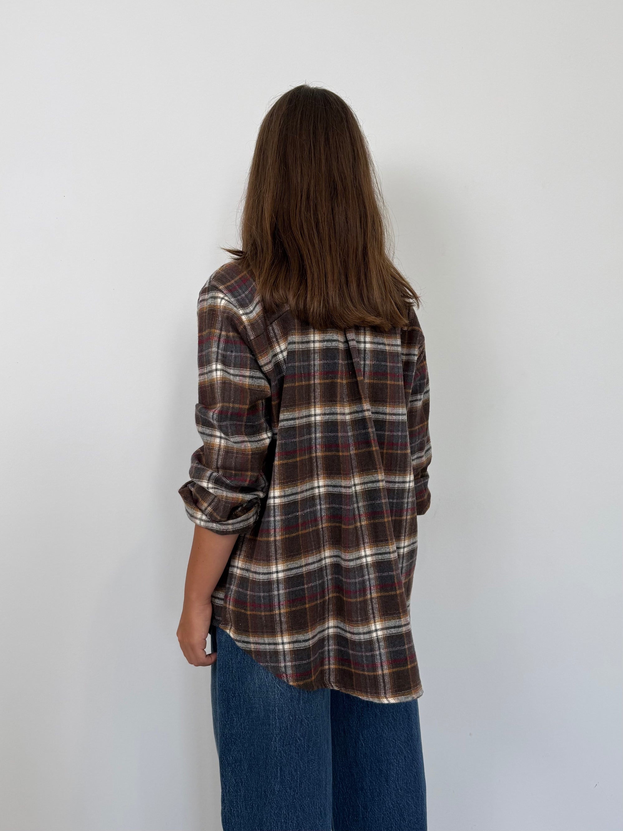 PRE-ORDINE 31/08: Civico23 - Camicia in flanella con spille moro