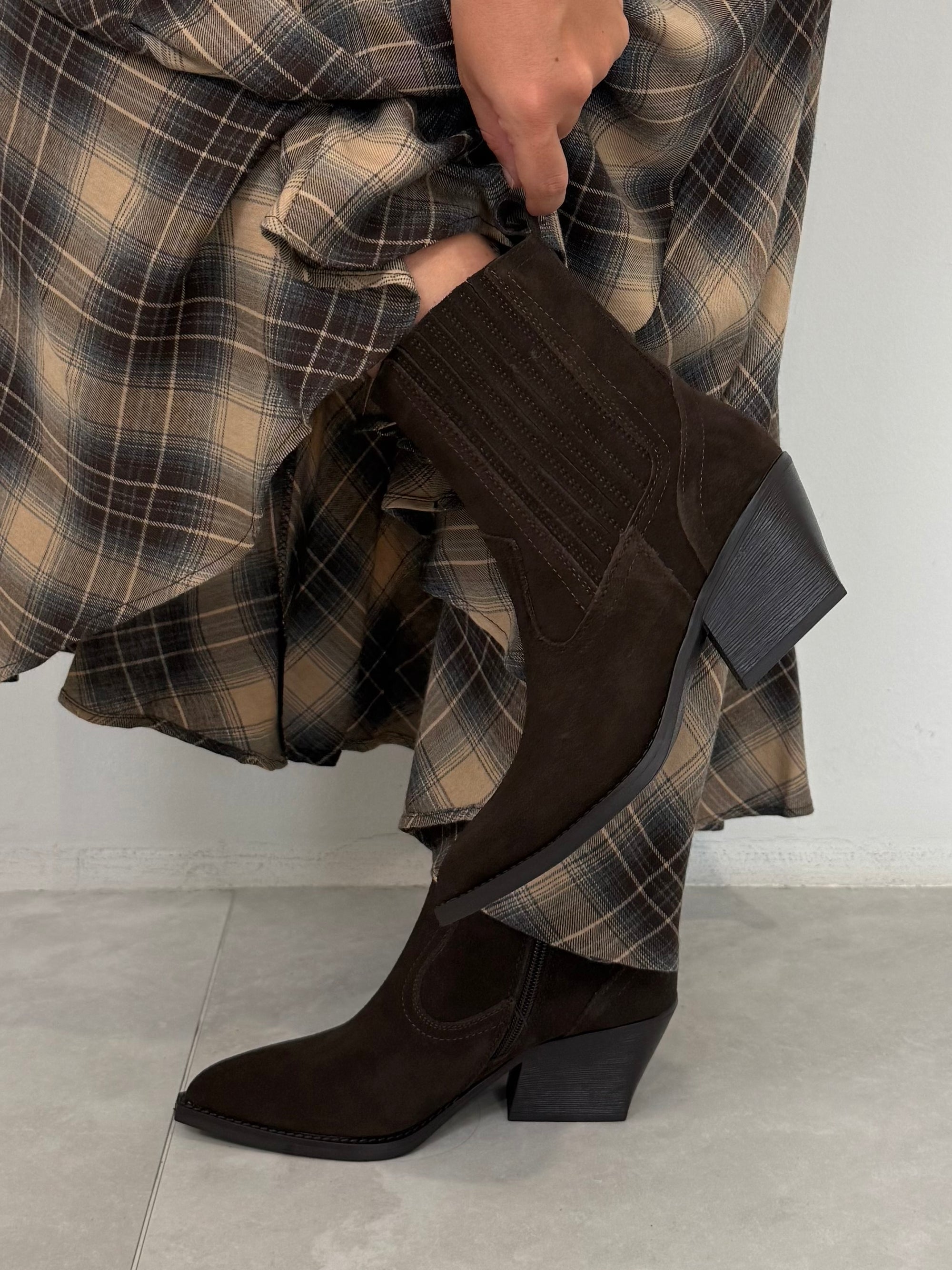 Texanino vera pelle suede moro