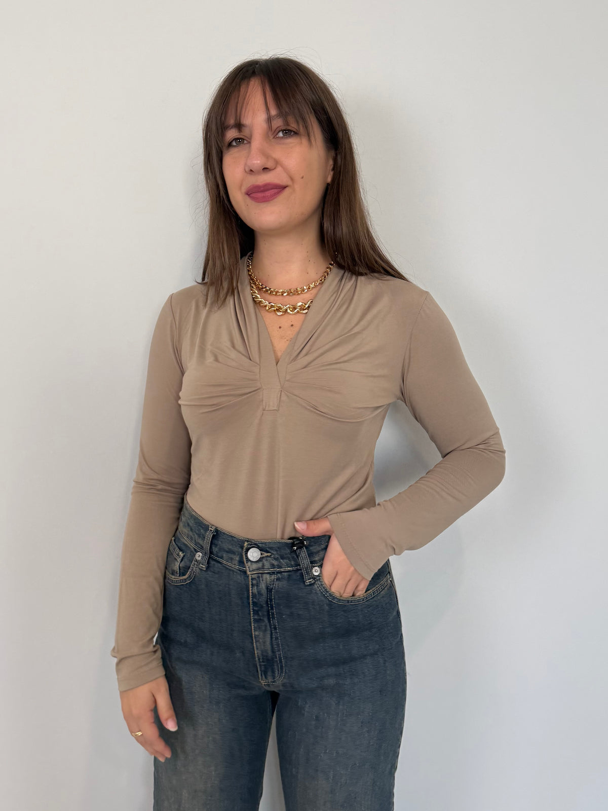 Haveone - Maglia con nodo e scollo V tortora