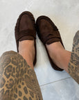Mocassino in suede con impunture moro