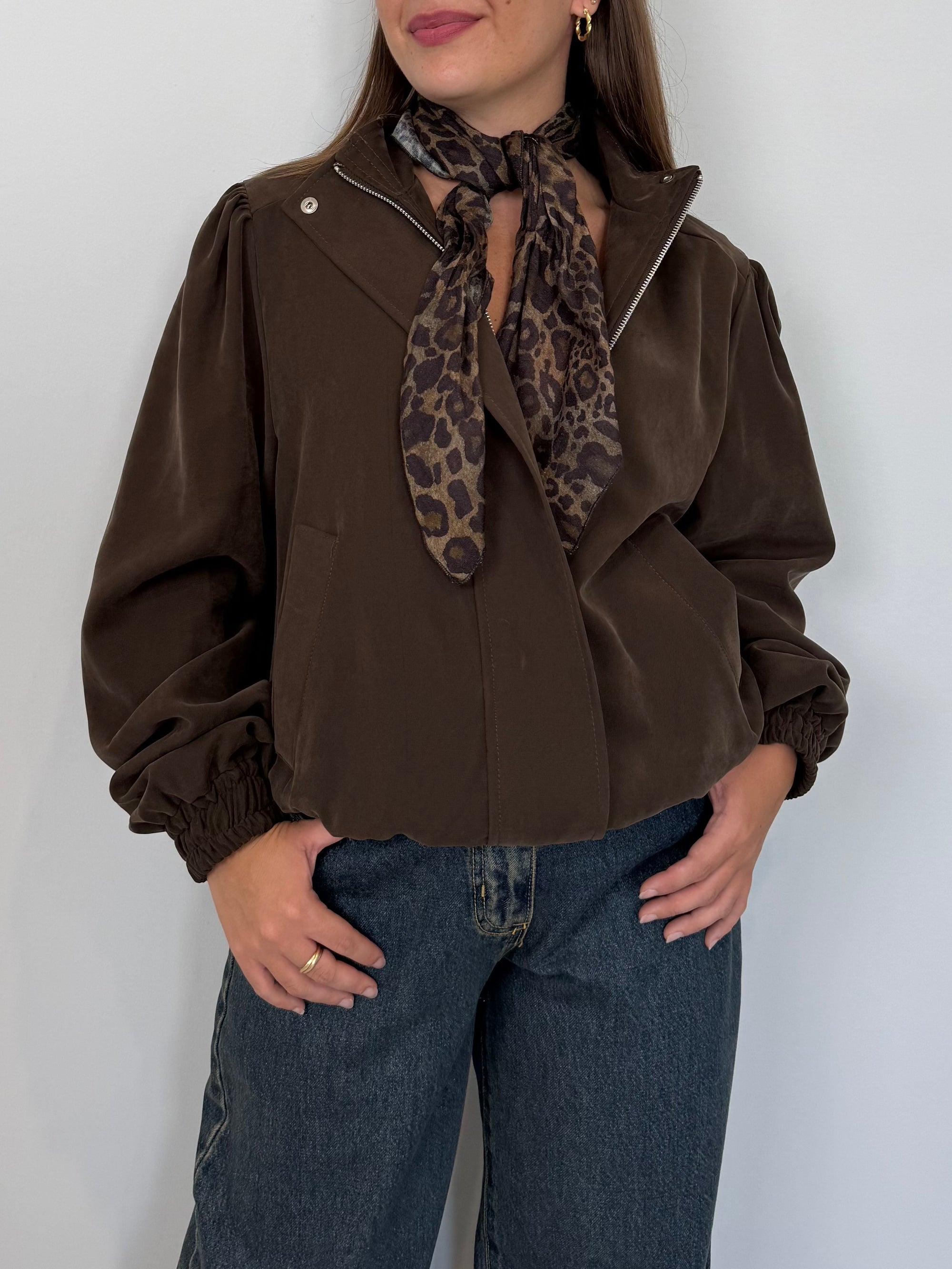 SusyMix - Bomber in cupro con foulard