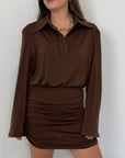 Tensione In - Abito stile camicia con manica svasata tabacco