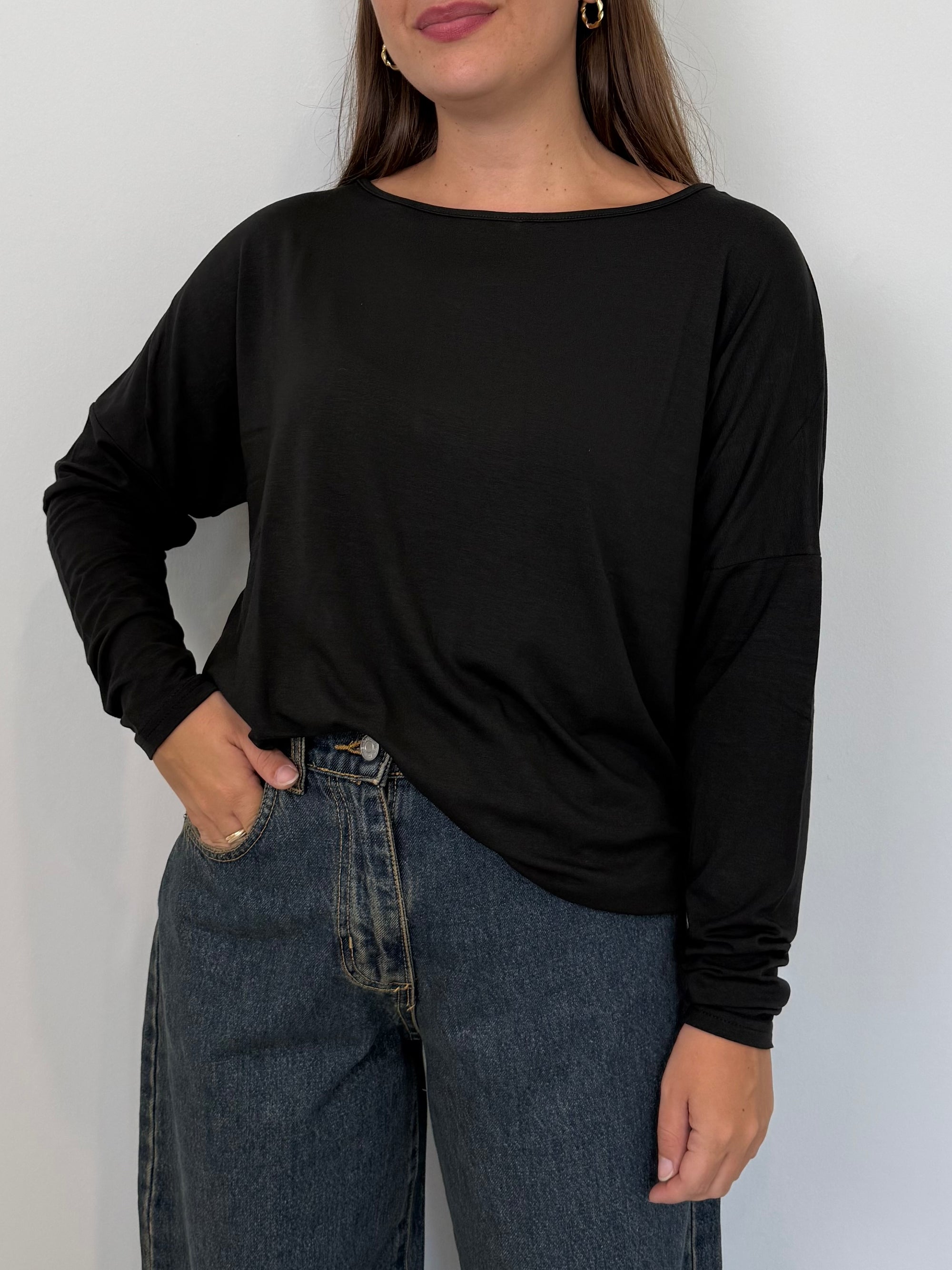 SusyMix - Maglia scatola scollo barca nera