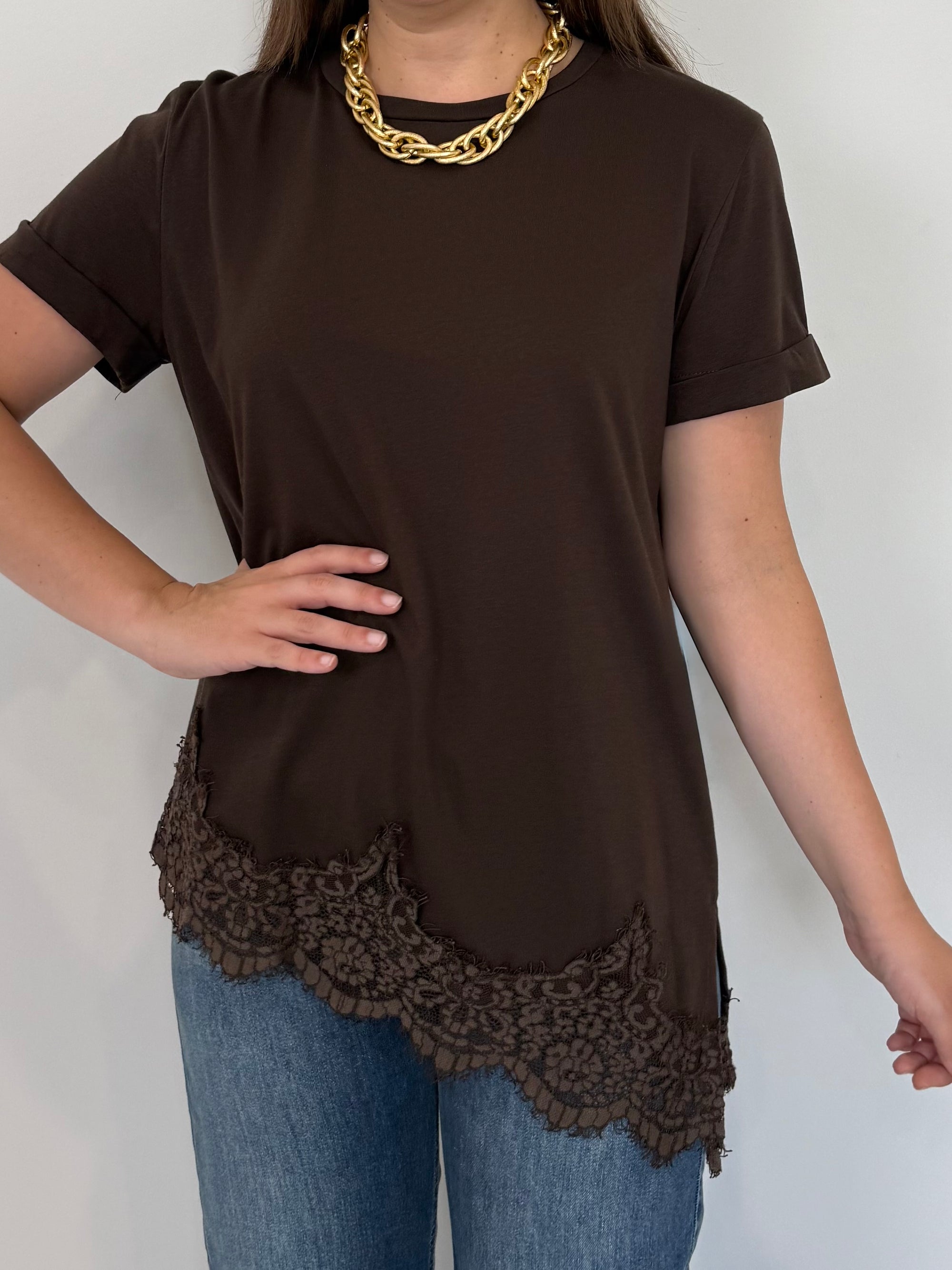 Tensione In - T-shirt con inserto pizzo moro