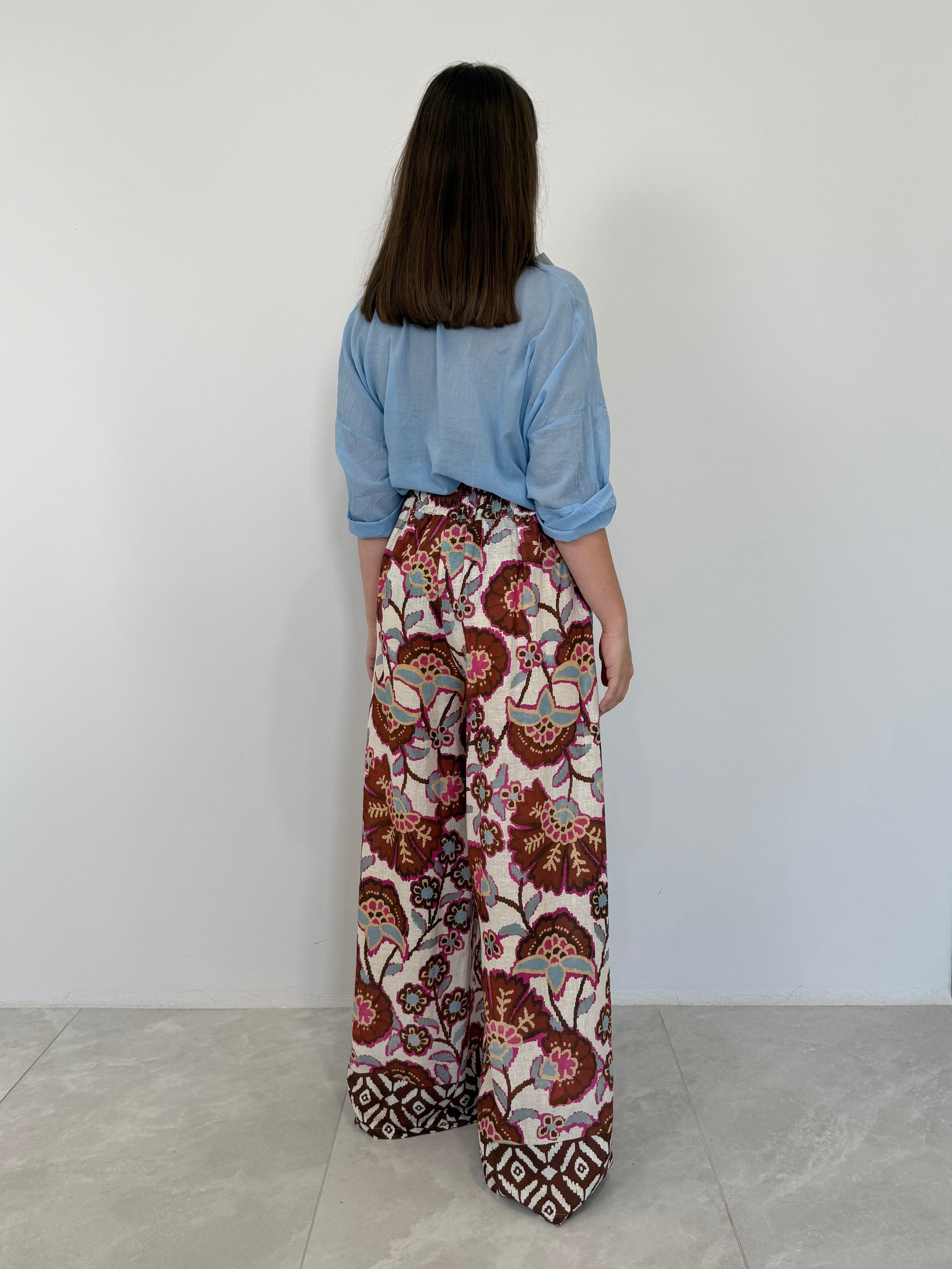 Tensione In - Pantalone floreale Ostuni