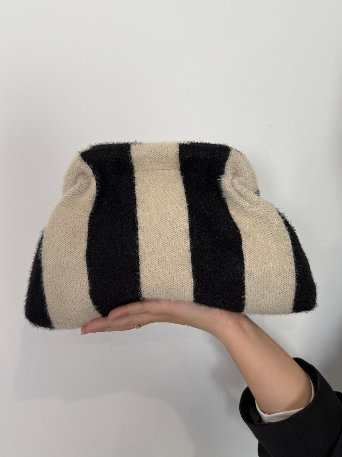 Civico23 - Borsa pouf pois nera/beige