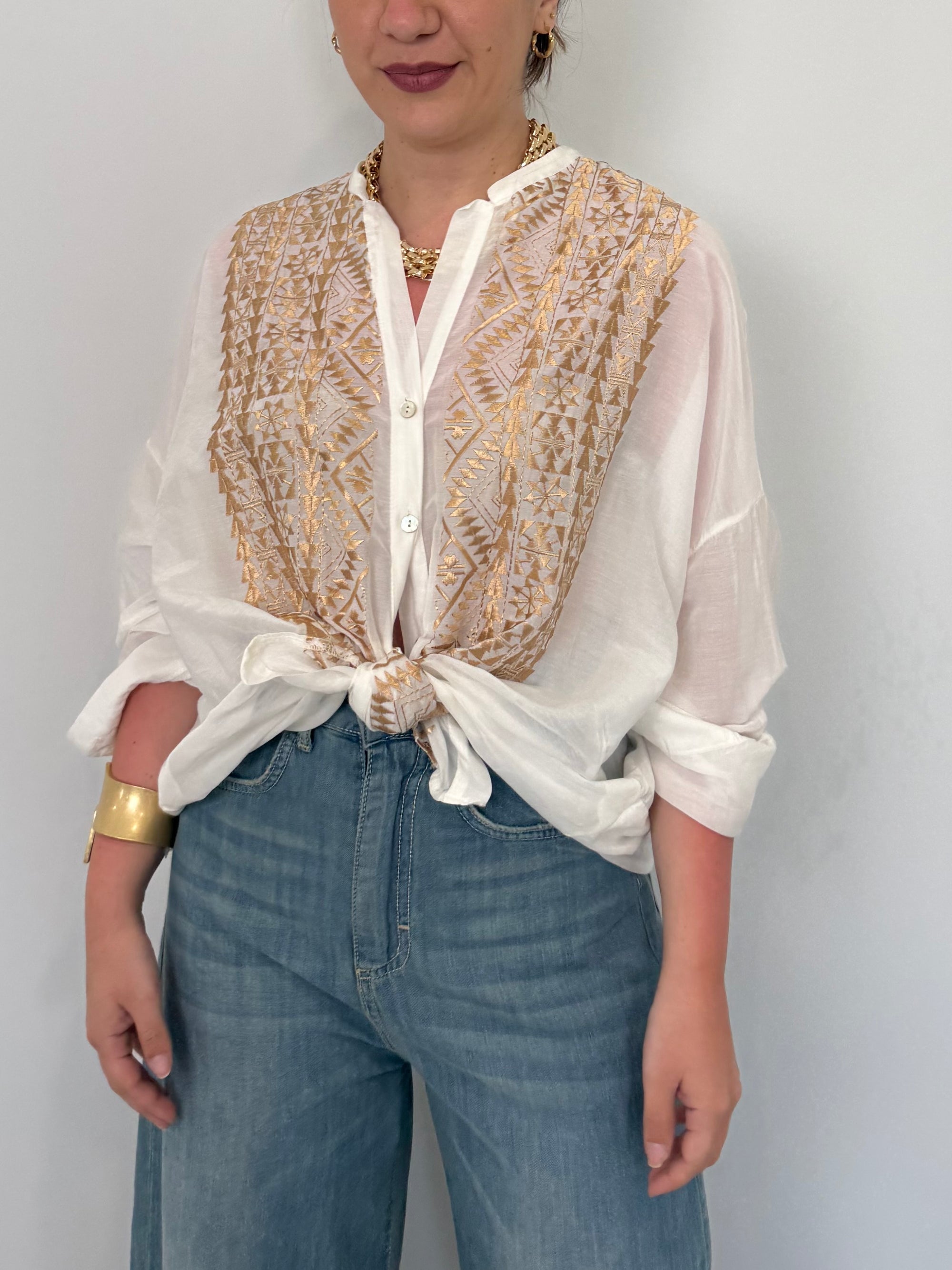 Tensione In - Camicia in seta con ricamo oro