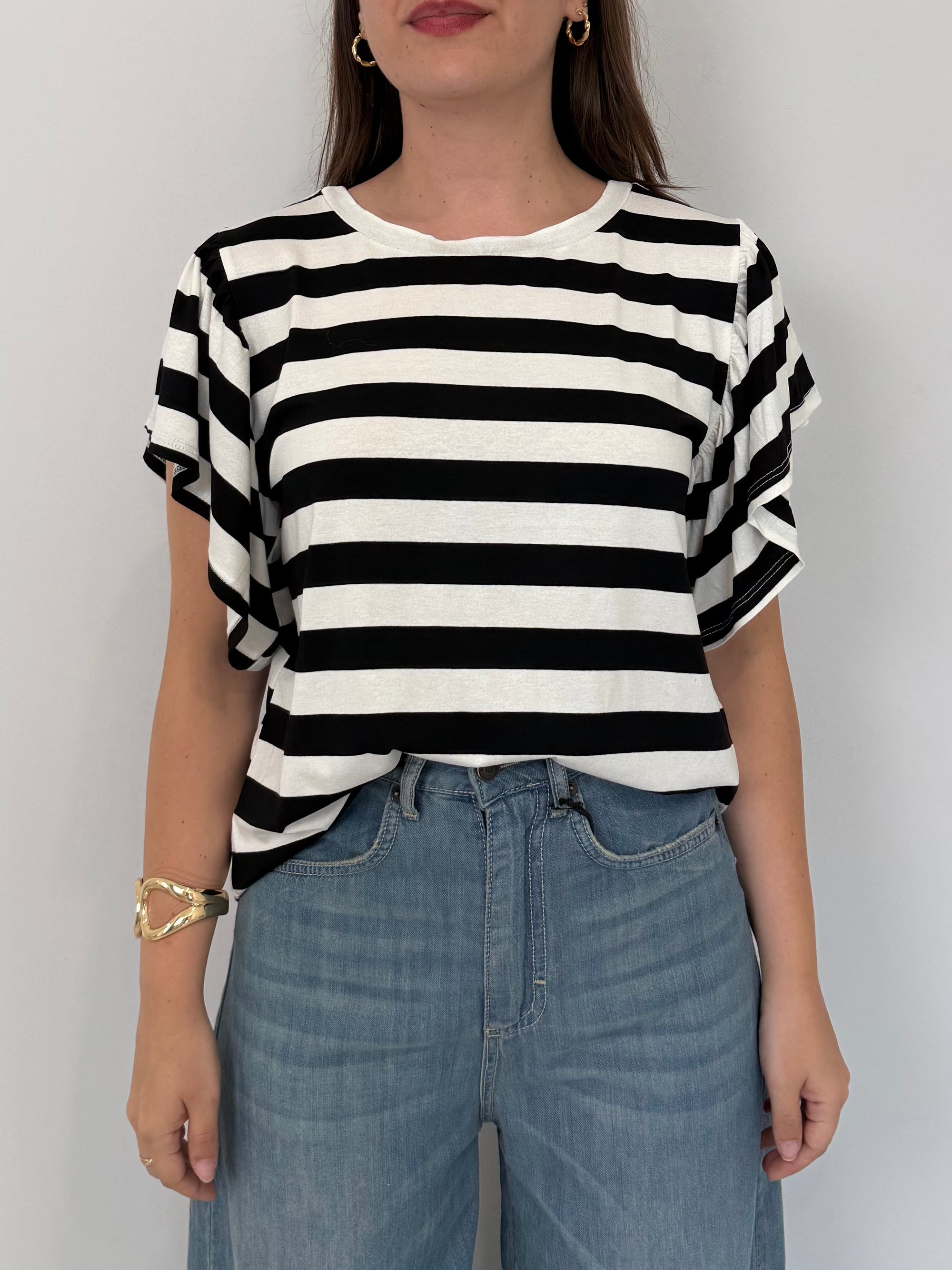 SusyMix - T-shirt con balzine e righe nere
