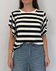 SusyMix - T-shirt con balzine e righe nere