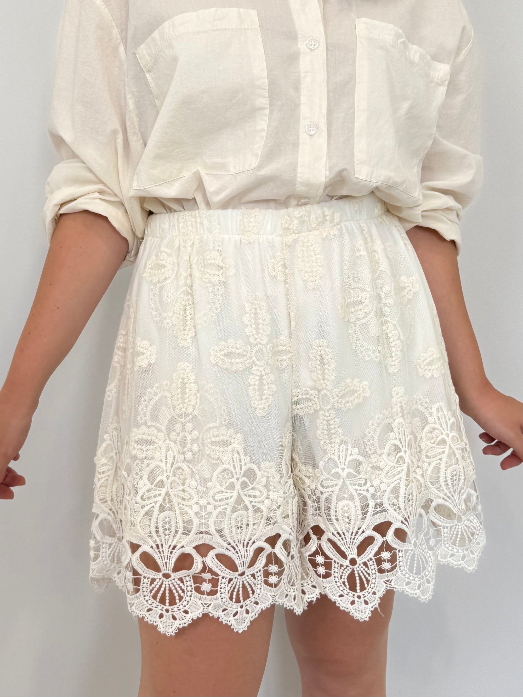 Haveone - Short in pizzo burro