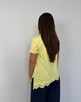 Motel - T-shirt con inserto pizzo gialla