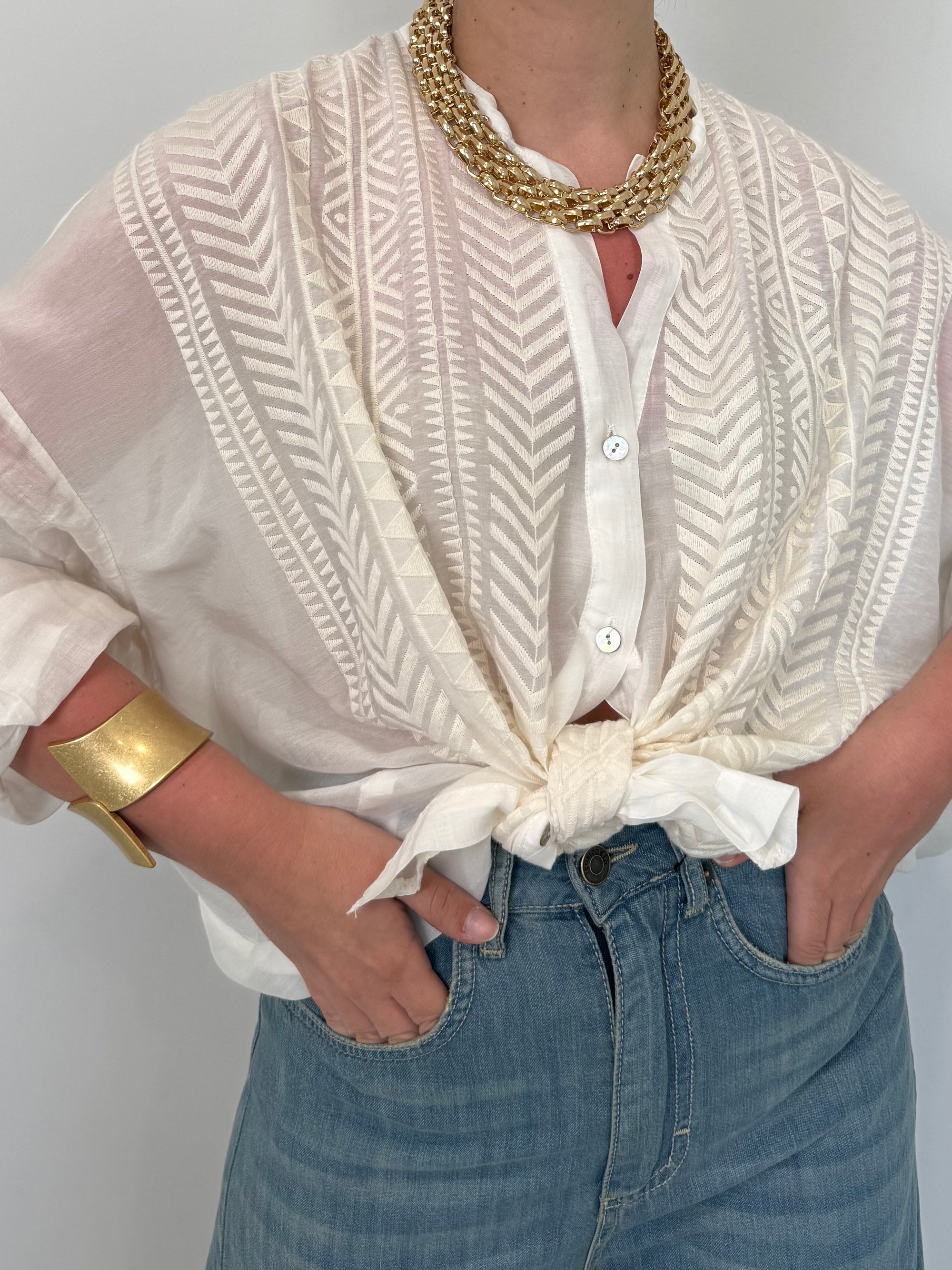 Tensione In - Camicia in seta con ricamo tono su tono