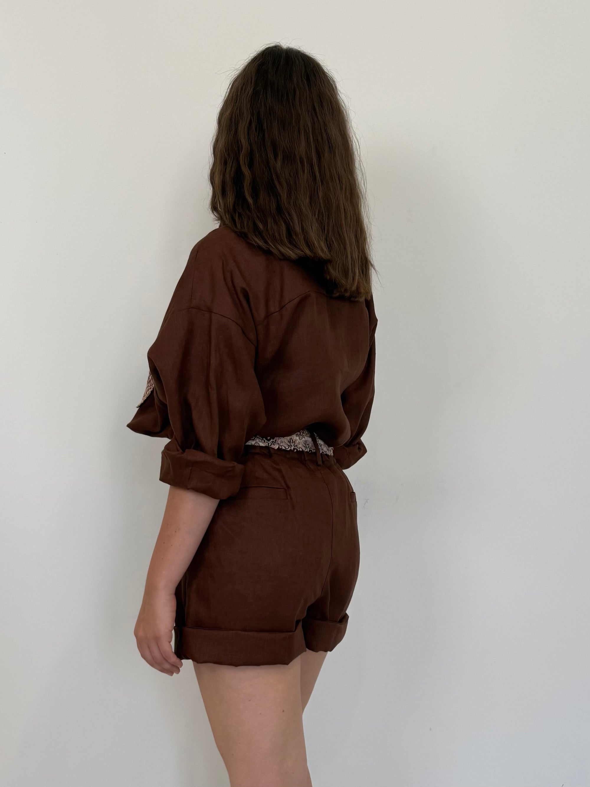 Tensione In - Short in lino zigzag moro