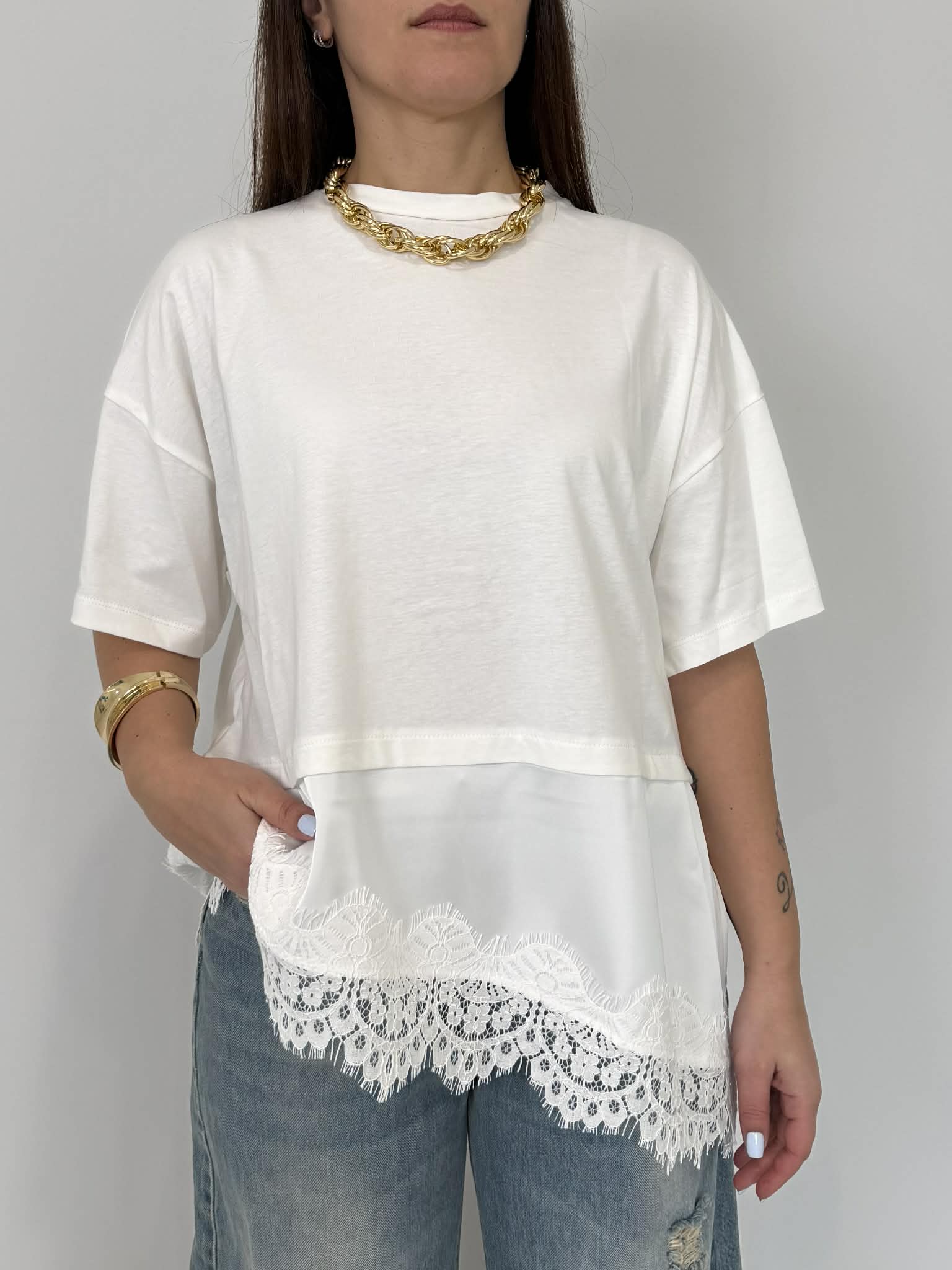 Dixie - T-shirt bianca con inserto raso