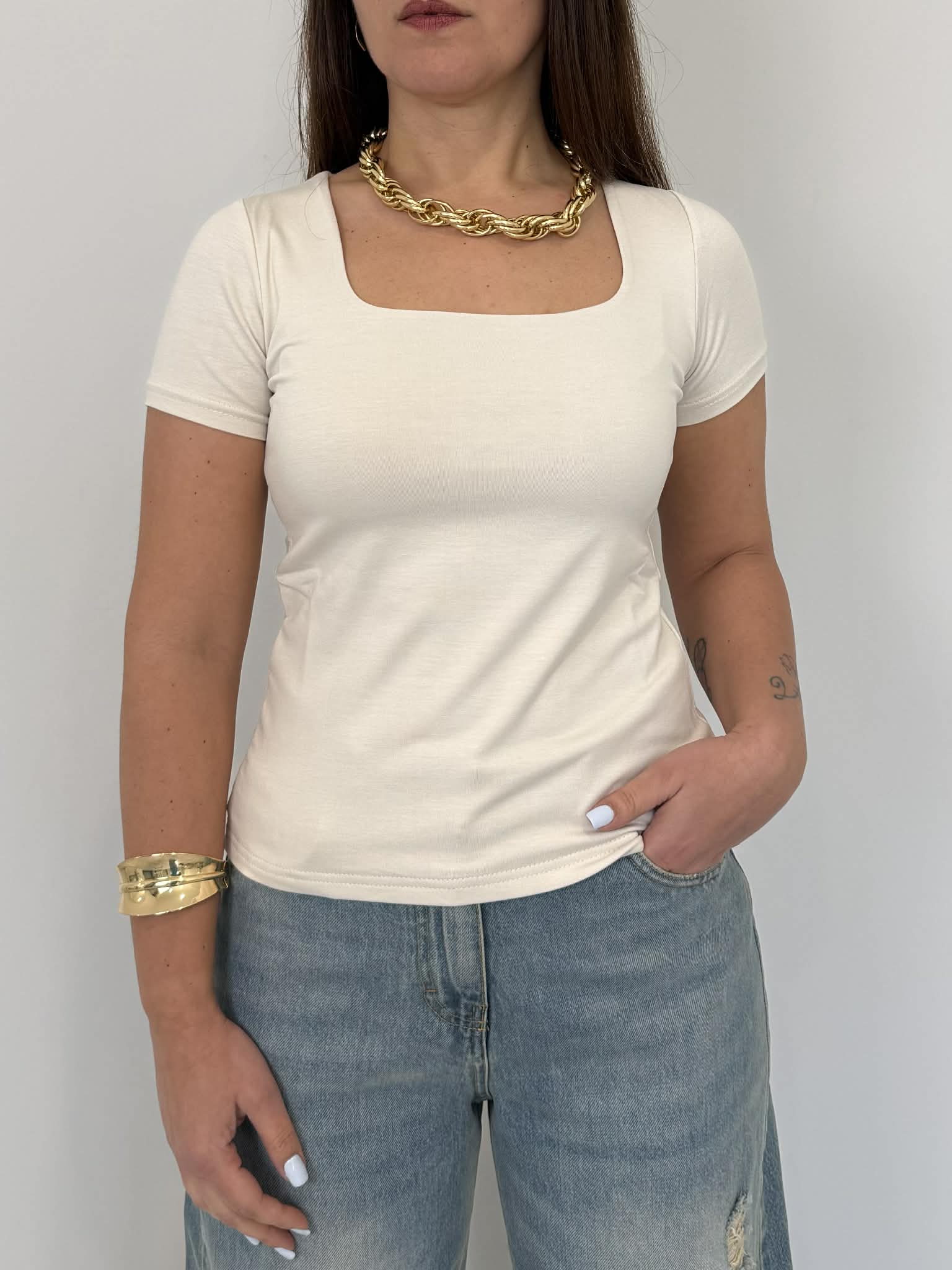 SusyMix - T-shirt scollo quadrato burro