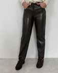 Tensione In - Pantalone similpelle sigaretta moro