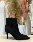 Tronchetto in suede nero