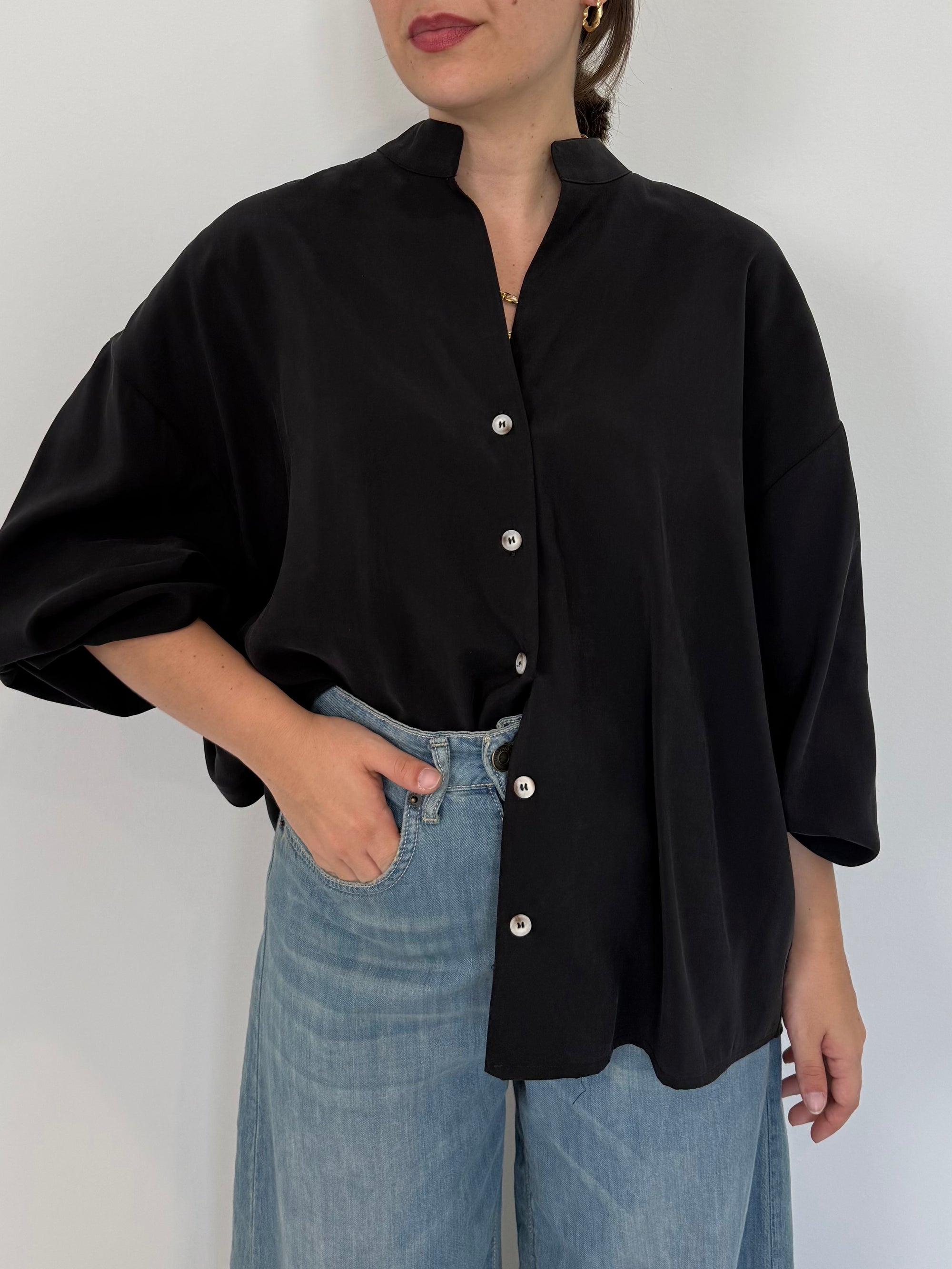 Tensione In - Camicia in cupro nera