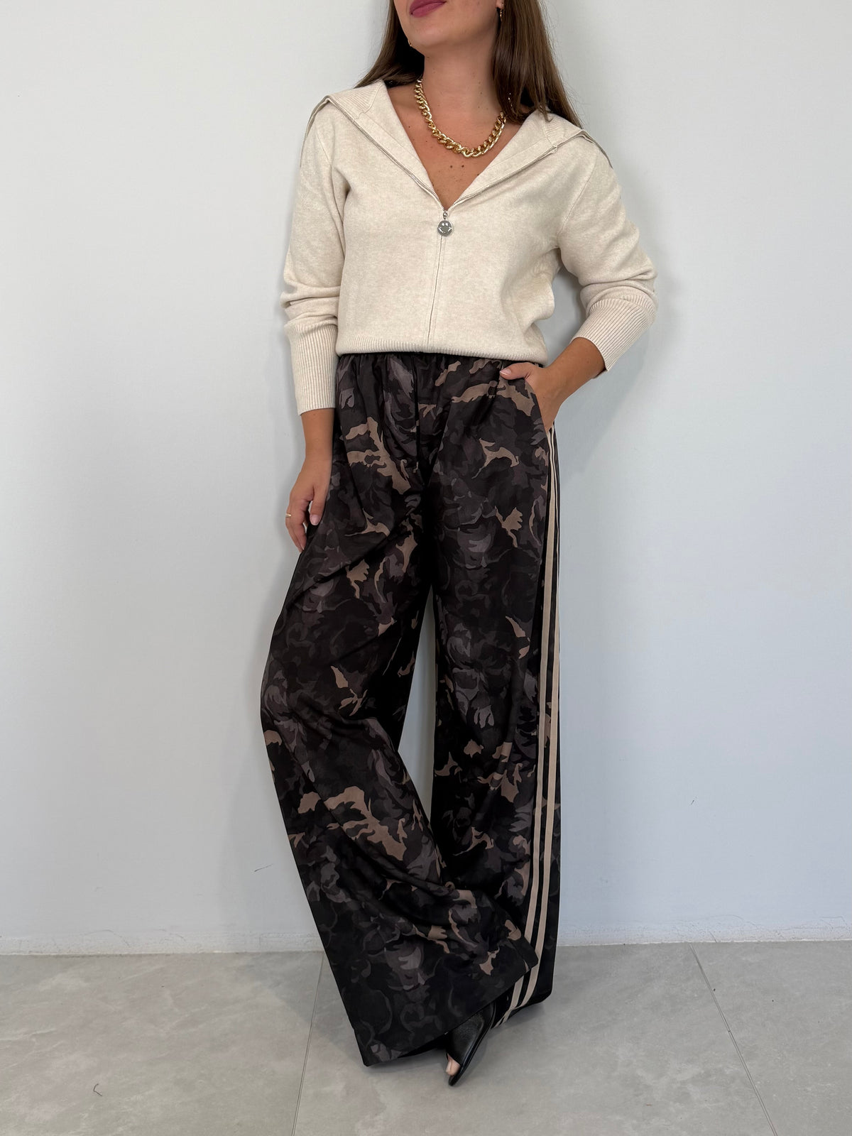 PRE-ORDINE 21/09: SusyMix - Pantalone camouflage con bande