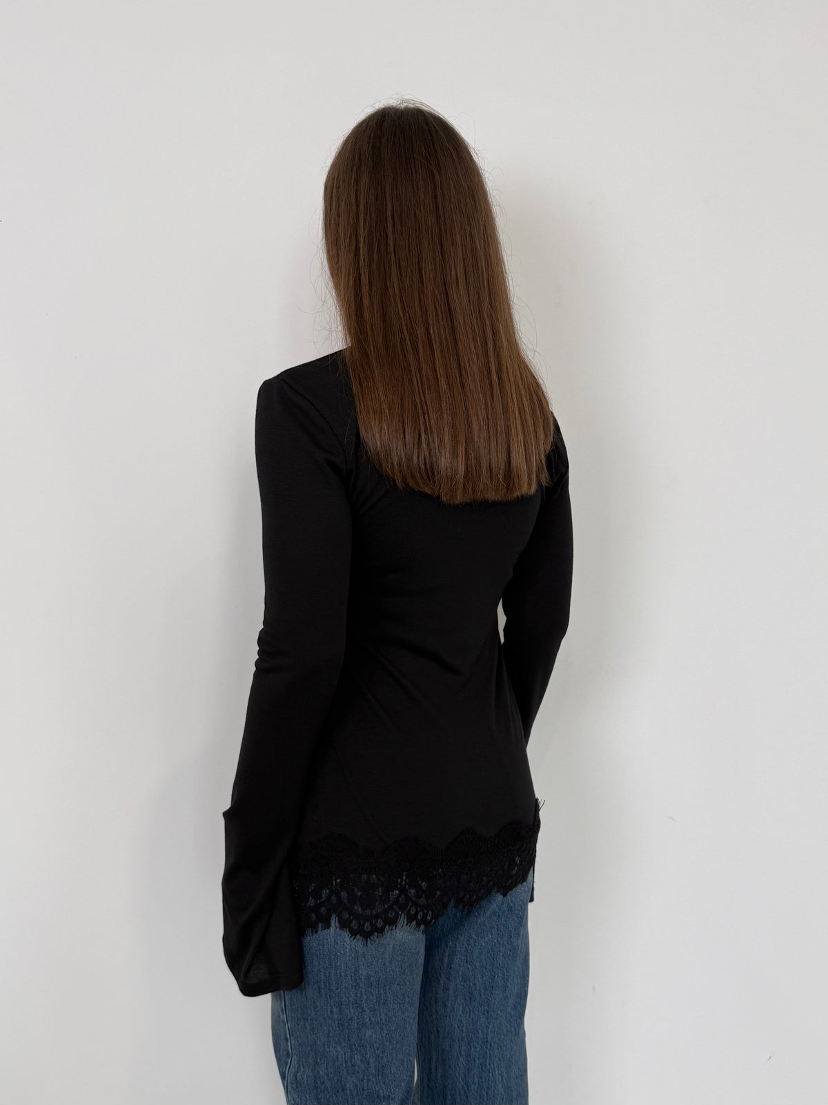 Haveone - Maglia con pizzo e manica trapezio moro
