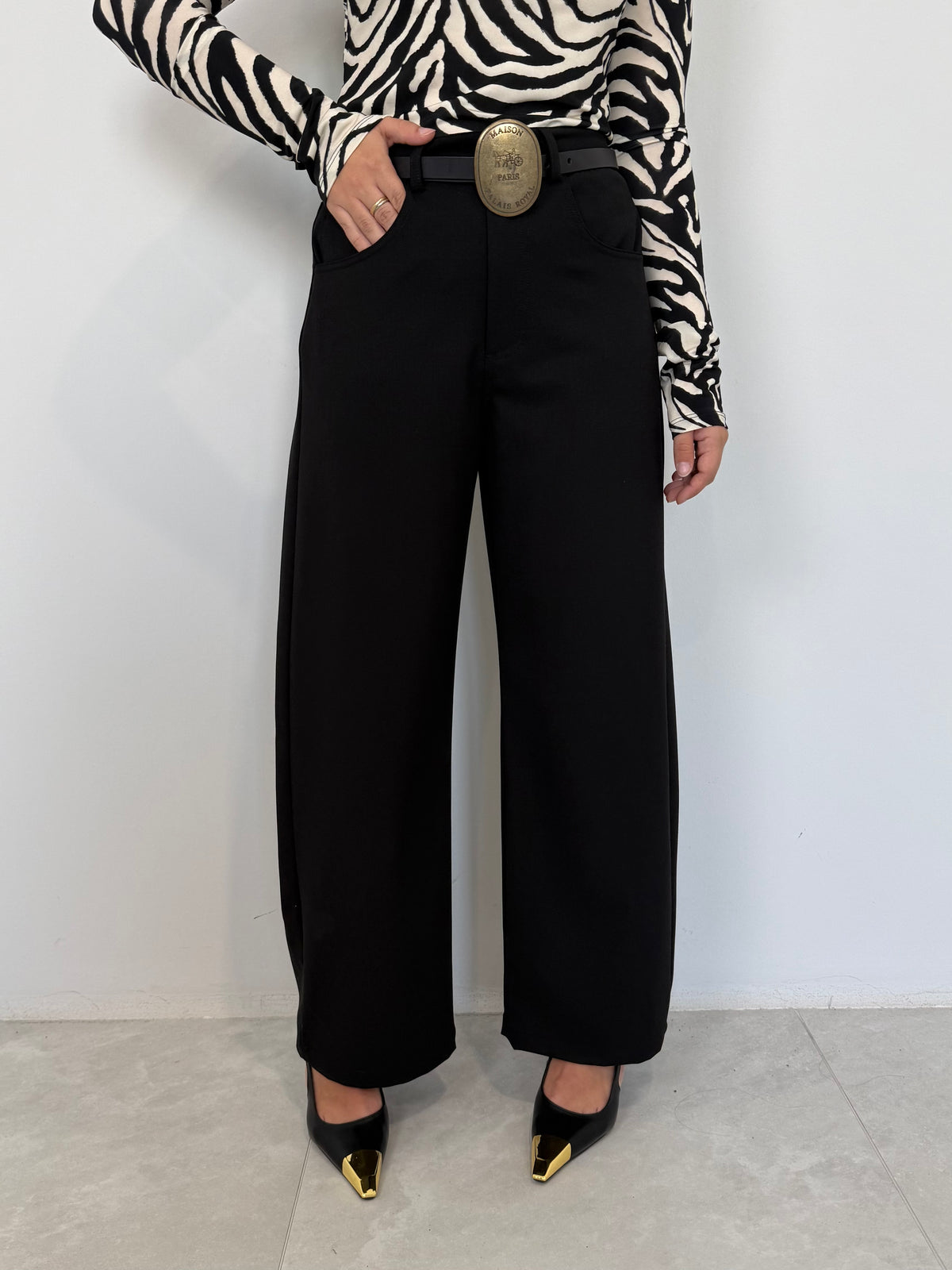 Tensione In - Pantalone barrel nero