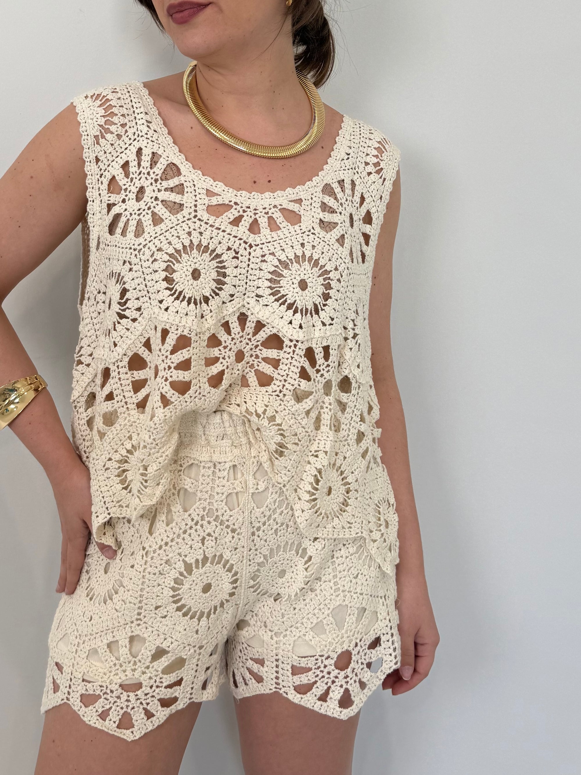 Haveone- Short in macramè