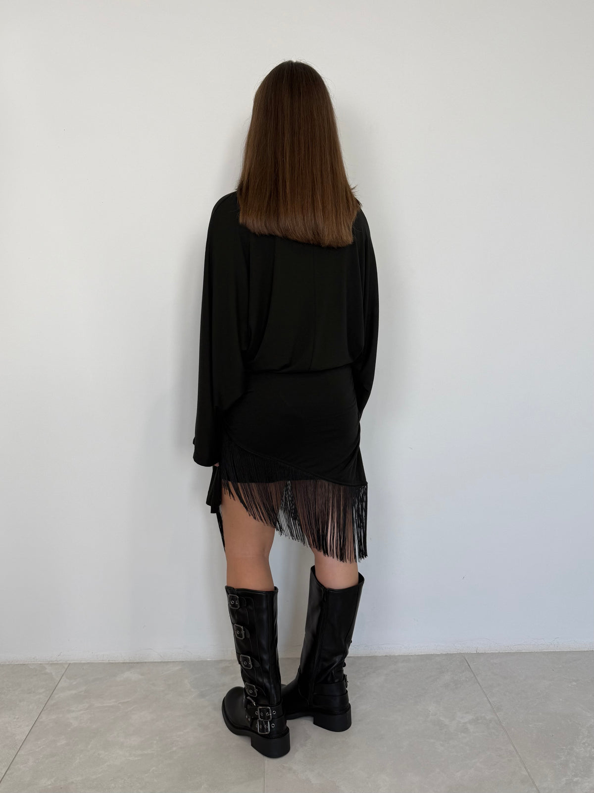 Tensione In - Abito con inserto foulard e frange