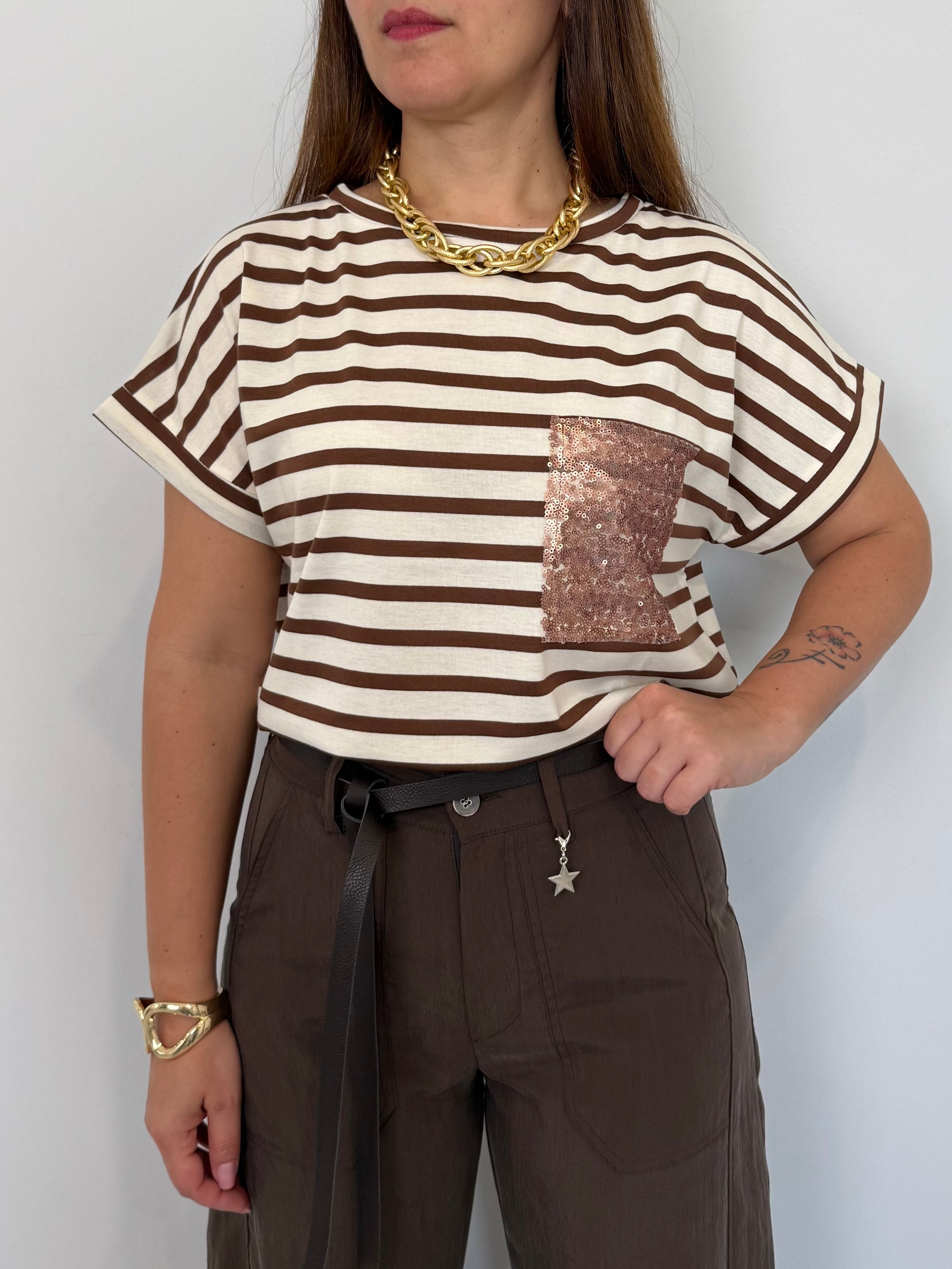 SusyMix - T-shirt taschino paillettes riga moro