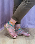 Sandalino con borchie multicolor