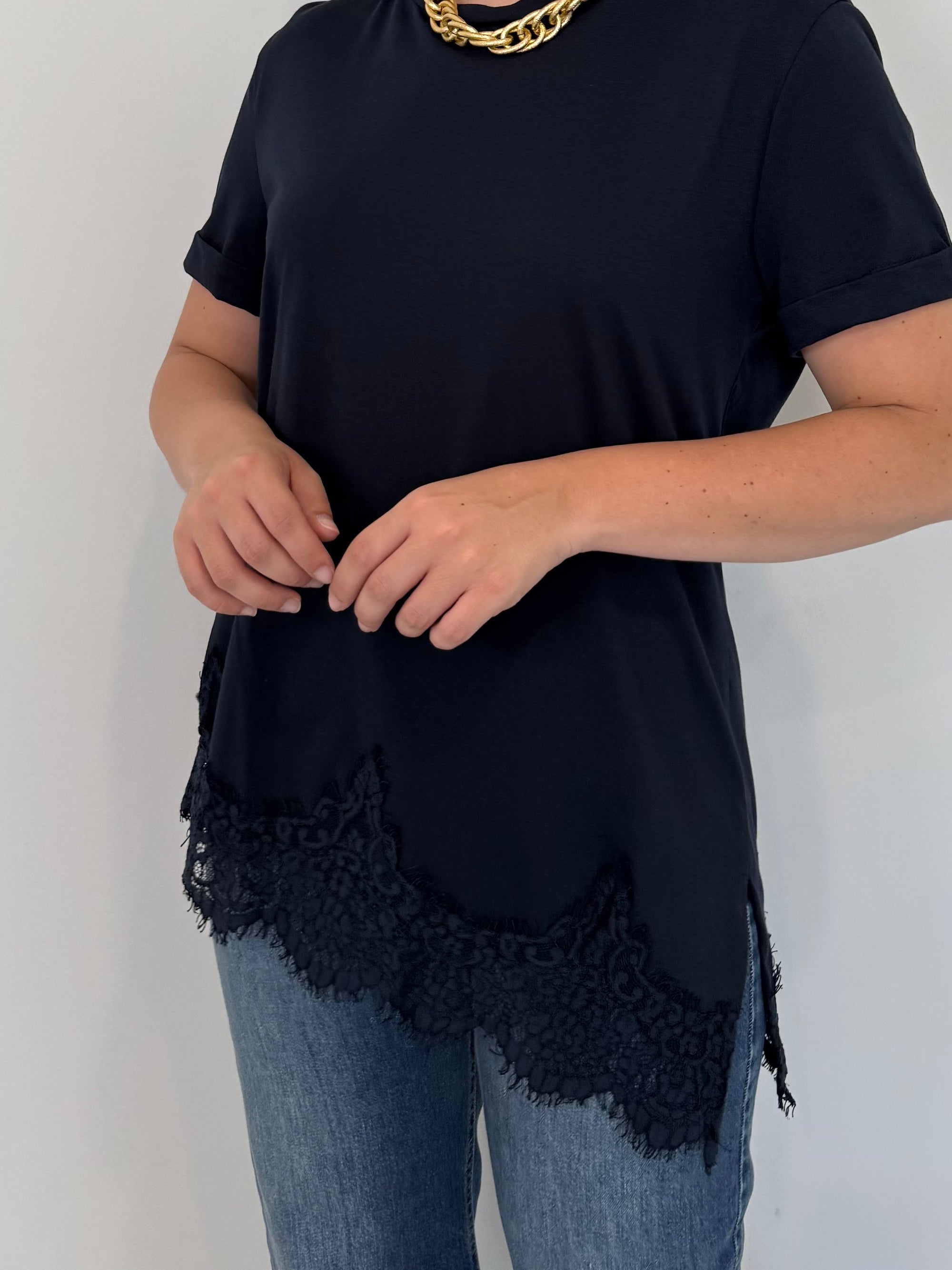 Tensione In - T-shirt con inserto pizzo blu
