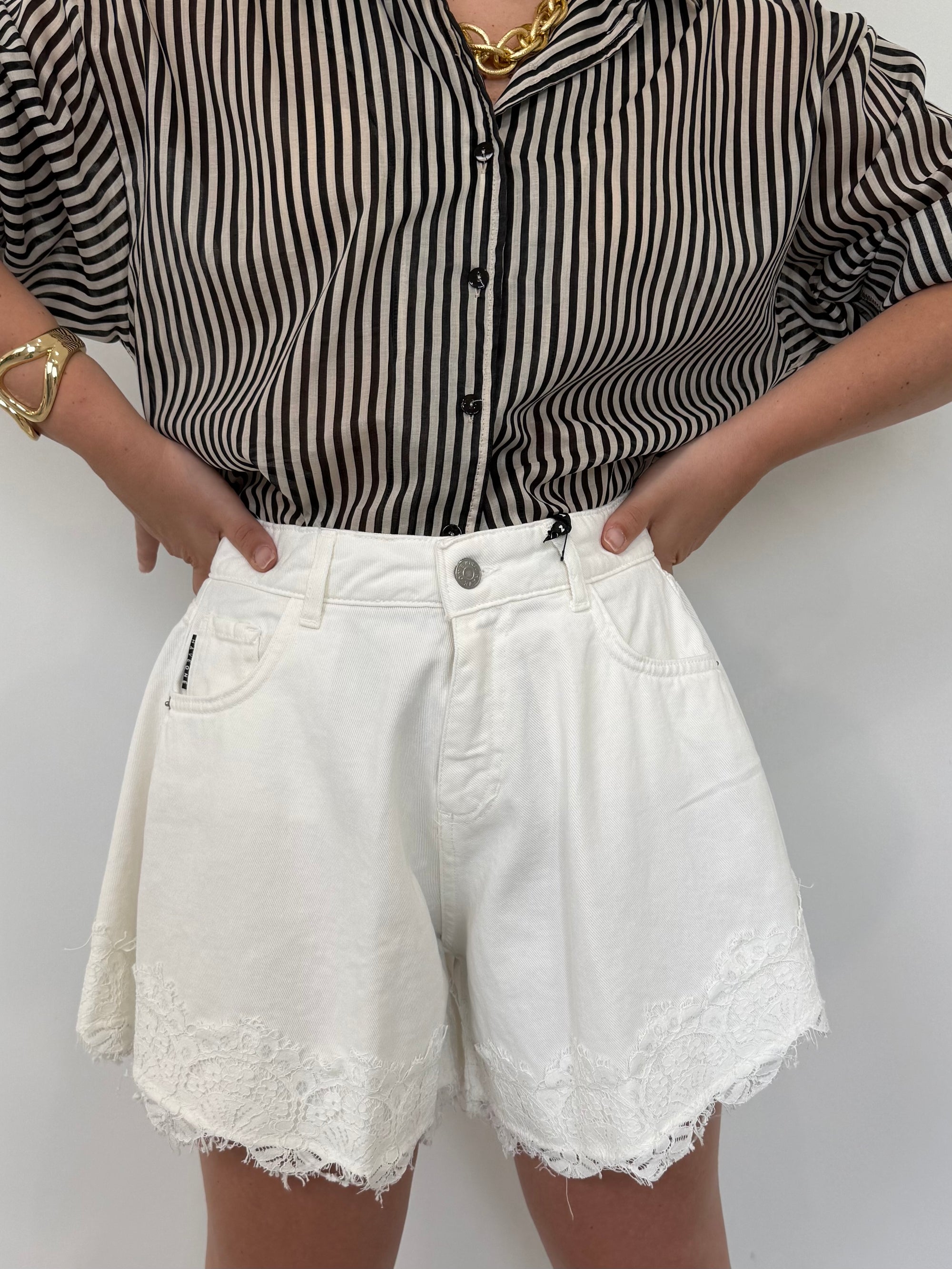Haveone - Short Ivy farfalla bianco con pizzo